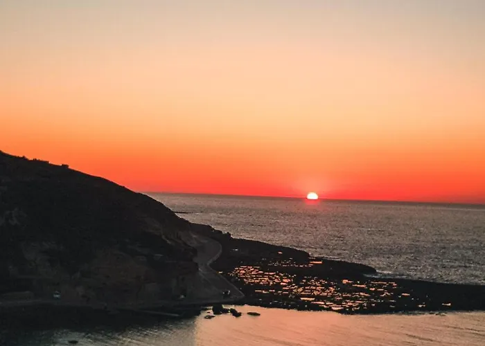 Sunset Seaview Guest house Marsalforn