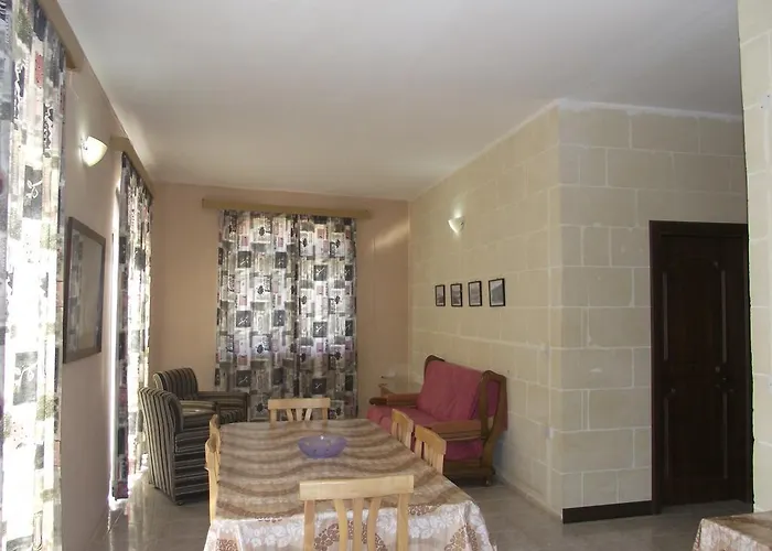 Гостевой дом Sunset Seaview Марсалфорн