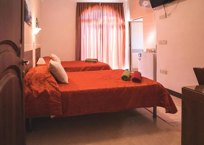 Sunset Seaview Марсалфорн