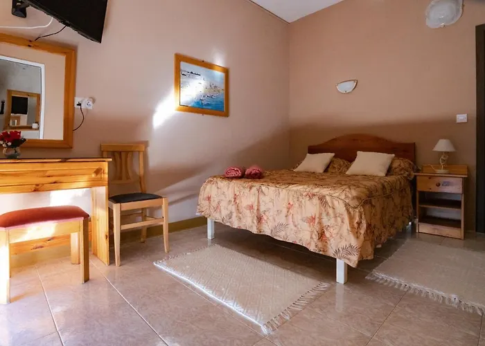 Sunset Seaview Гостевой дом 4*