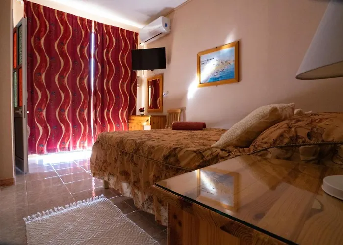 Гостевой дом Sunset Seaview 4*